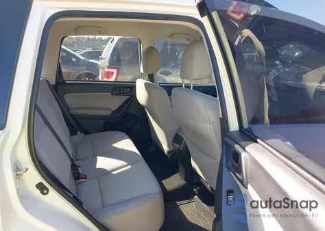 2018 Subaru Forester 2.5I из США, поврежденный, VIN JF2SJABC8JH438532